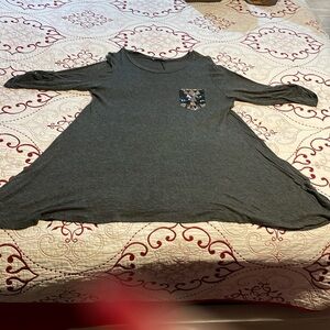 Plus size Tunic top size 3x gray